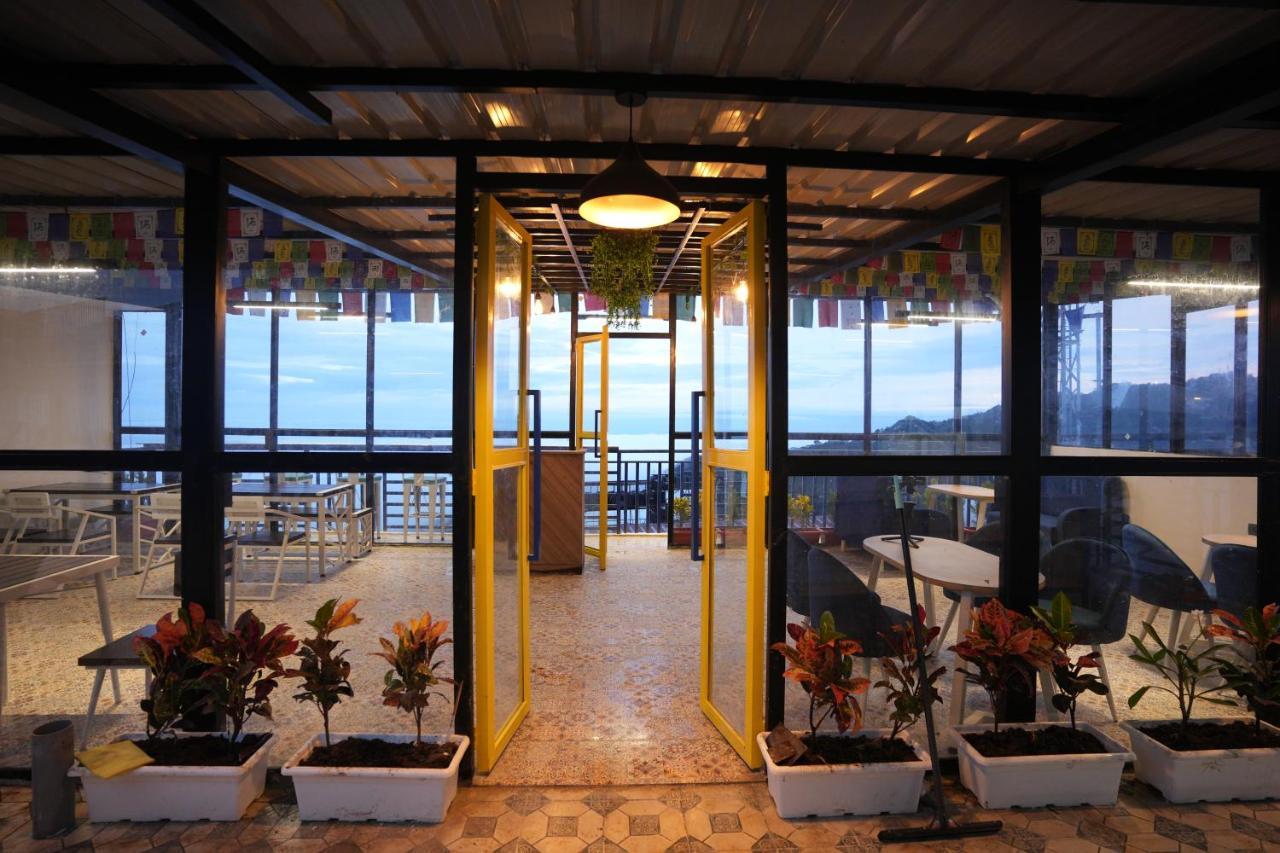 Shalom Backpackers Mussoorie Vandrarhem Exteriör bild