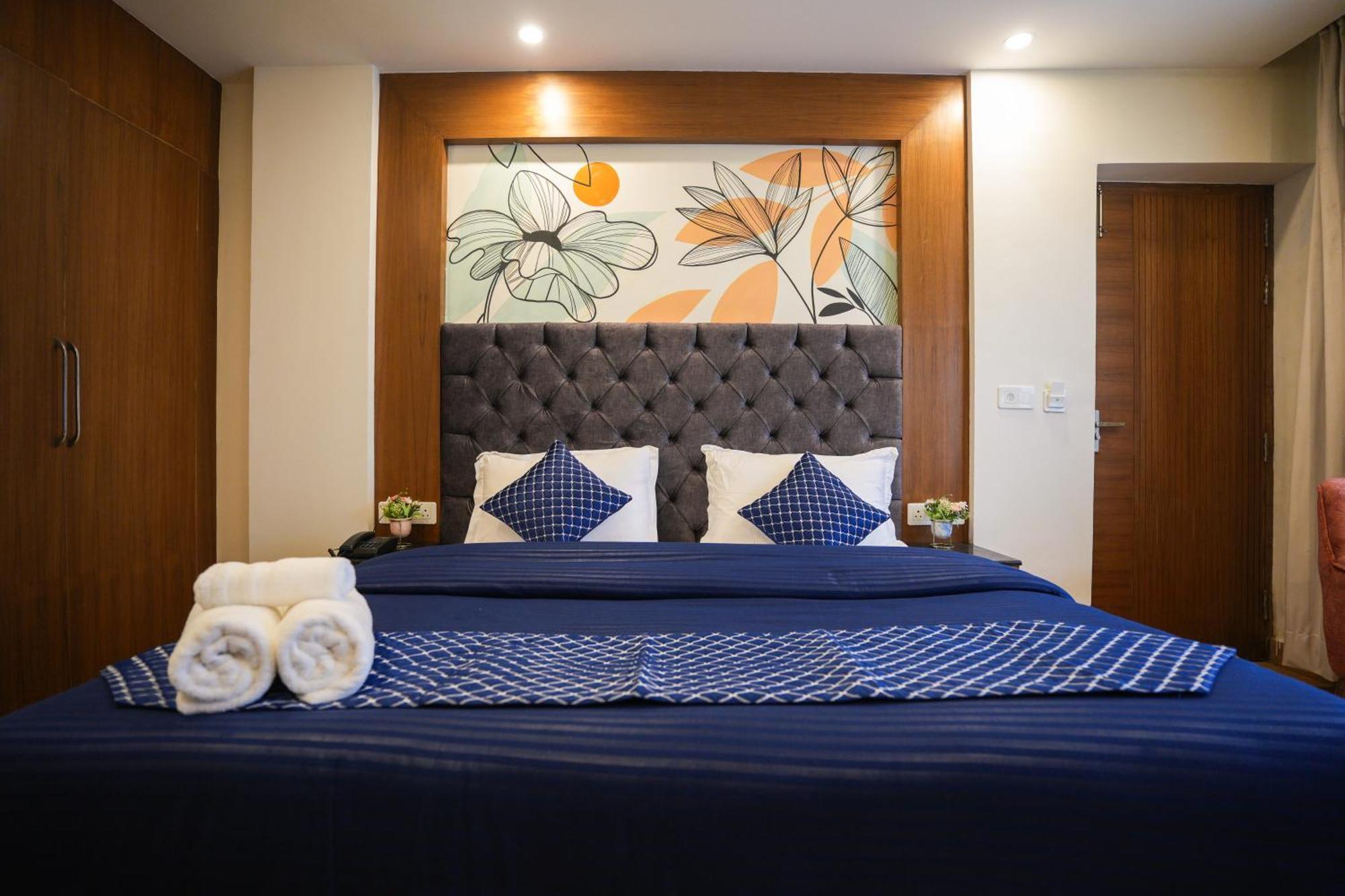 Shalom Backpackers Mussoorie Vandrarhem Exteriör bild