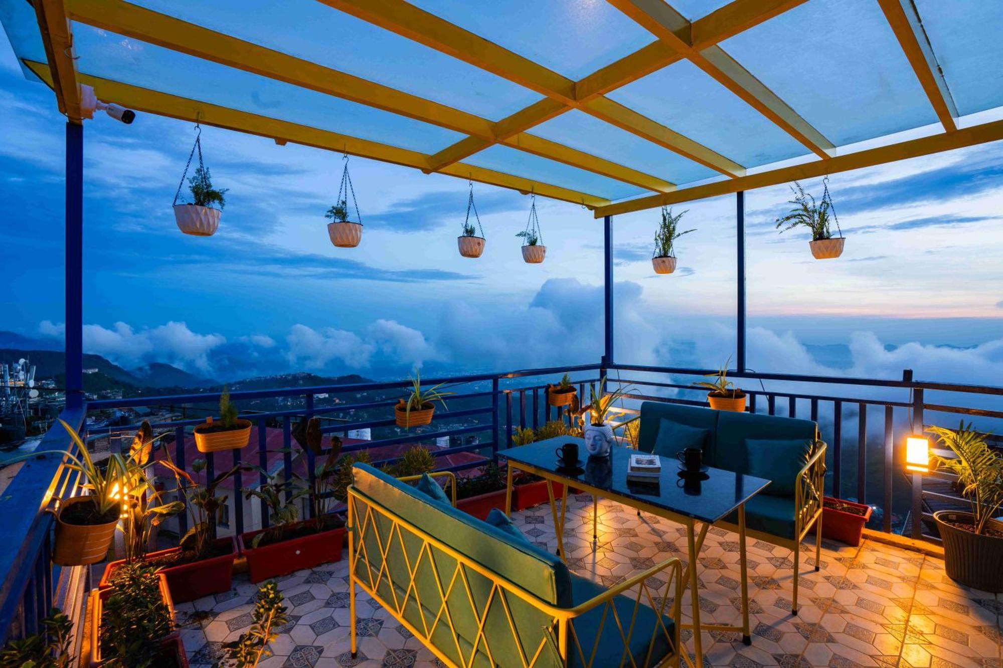 Shalom Backpackers Mussoorie Vandrarhem Exteriör bild